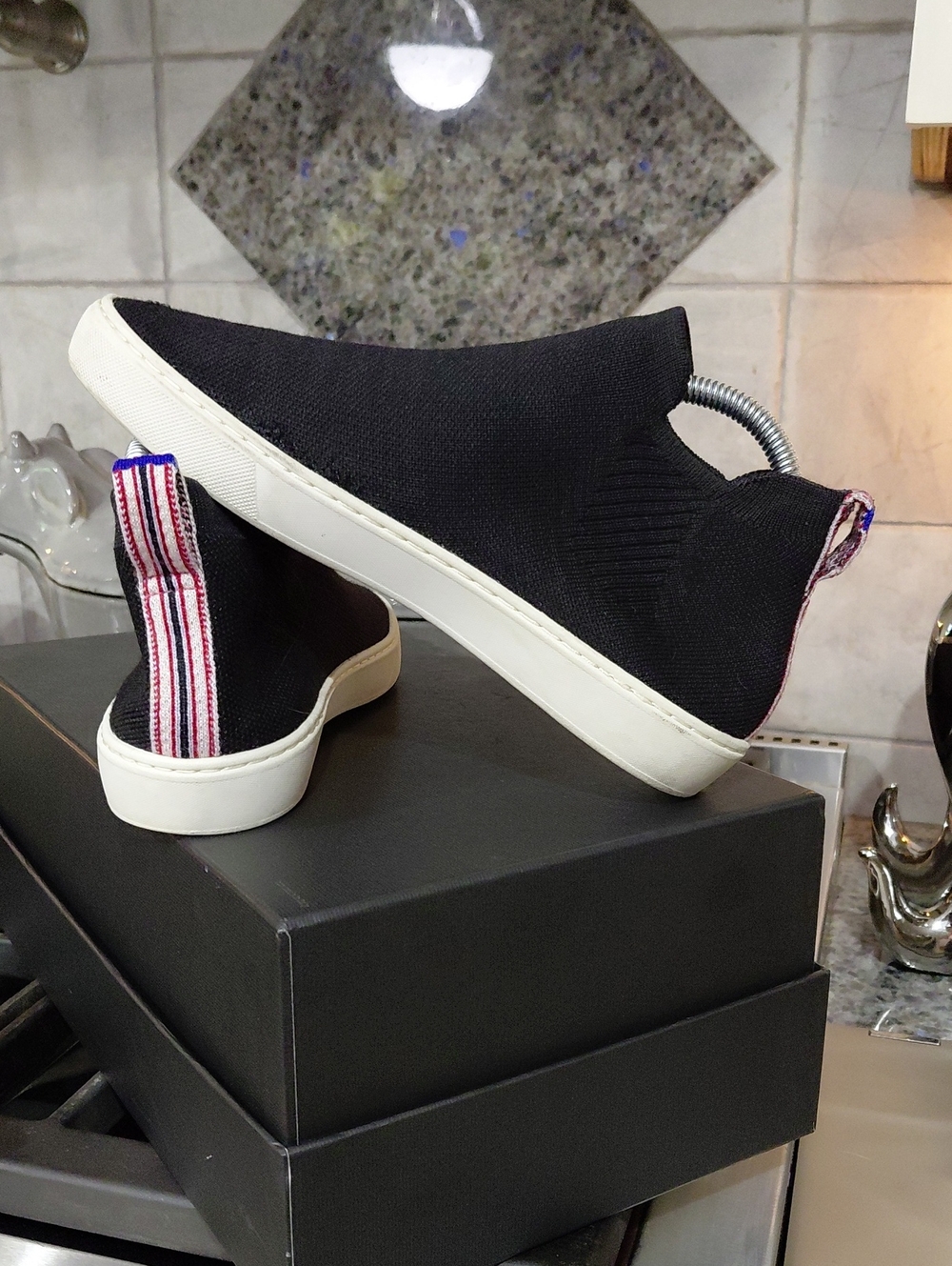 "Rothy's" Womens,Sz.7,Rare&Retired, Knit, Pull-On, "Chelsea", Black Sneakers....